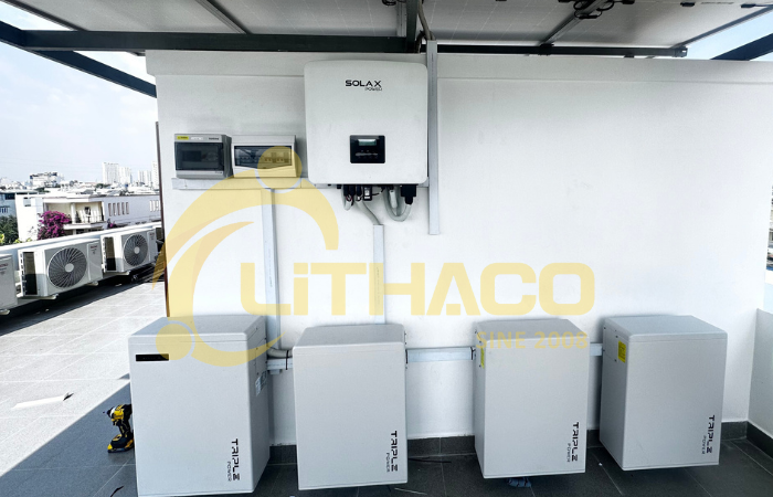 Điện mặt trời có lưu trữ 10kW/24kWh cho biệt thự 4